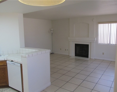 3982 Round Wood Street - Photo Thumbnail 7