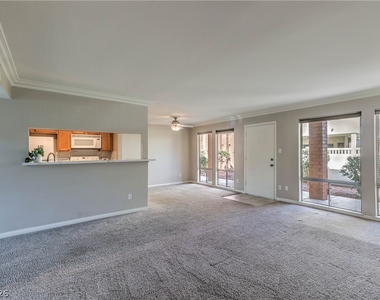 714 Oakmont Avenue - Photo Thumbnail 7
