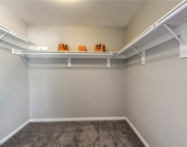 714 Oakmont Avenue - Photo Thumbnail 14
