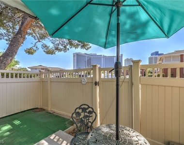 714 Oakmont Avenue - Photo Thumbnail 19