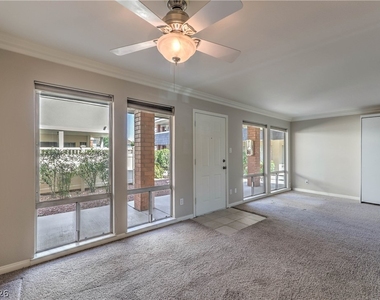 714 Oakmont Avenue - Photo Thumbnail 4