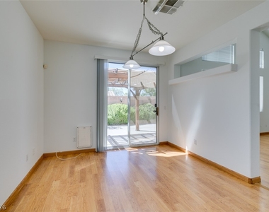 2760 Saigon Drive - Photo Thumbnail 19