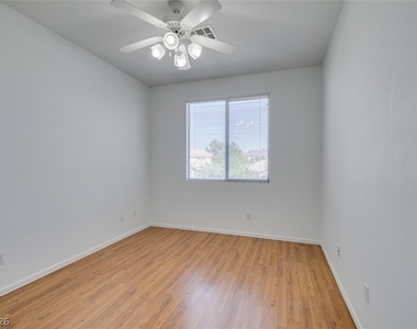 2760 Saigon Drive - Photo Thumbnail 32