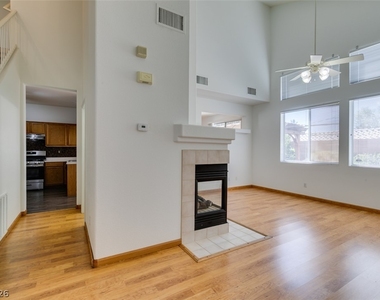 2760 Saigon Drive - Photo Thumbnail 4