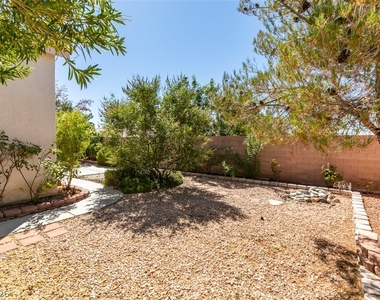 2760 Saigon Drive - Photo Thumbnail 43