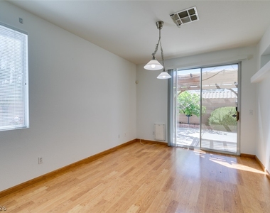 2760 Saigon Drive - Photo Thumbnail 18
