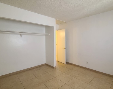 3117 E Carey Avenue - Photo Thumbnail 17