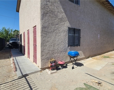 3117 E Carey Avenue - Photo Thumbnail 18