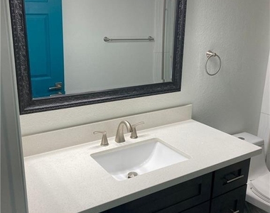 9050 W Warm Springs Road - Photo Thumbnail 22