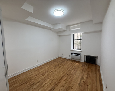 440 East 78th Street - Photo Thumbnail 5