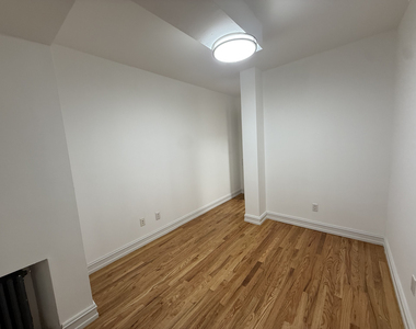 440 East 78th Street - Photo Thumbnail 9