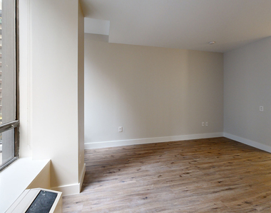 95 Wall Street - Photo Thumbnail 3