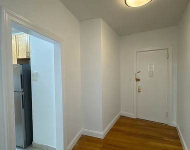105 Haven Avenue - Photo Thumbnail 4