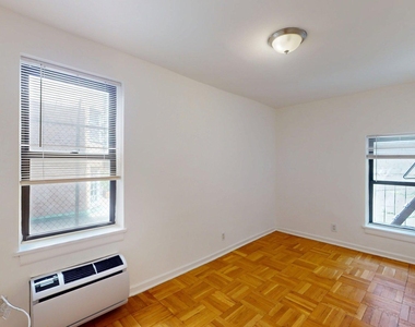 East 76th Street - Photo Thumbnail 1