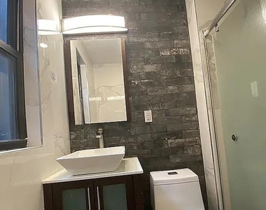141 Greene Avenue - Photo Thumbnail 7