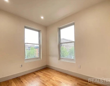 141 Greene Avenue - Photo Thumbnail 3