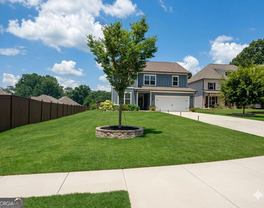 580 Briard Drive - Photo Thumbnail 1