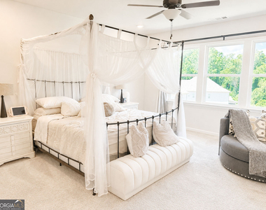 580 Briard Drive - Photo Thumbnail 10