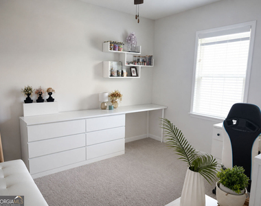 580 Briard Drive - Photo Thumbnail 21