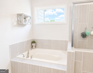 580 Briard Drive - Photo Thumbnail 14