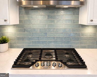 580 Briard Drive - Photo Thumbnail 7