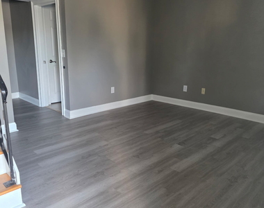 127 Rondak Circle Se - Photo Thumbnail 1