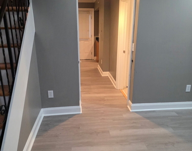 127 Rondak Circle Se - Photo Thumbnail 2