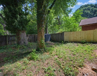 498 Connally Street Se - Photo Thumbnail 24