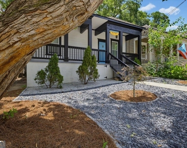 498 Connally Street Se - Photo Thumbnail 1