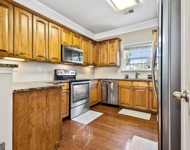 606 Lofty Lane Sw - Photo Thumbnail 4