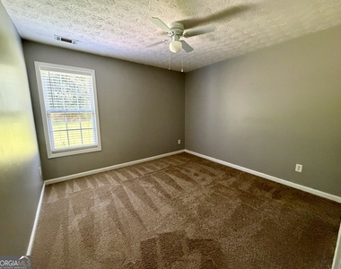 6130 Devonshire Drive - Photo Thumbnail 6