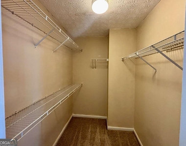 540 Chandon Way - Photo Thumbnail 15