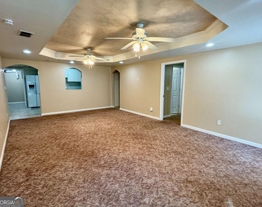 540 Chandon Way - Photo Thumbnail 26