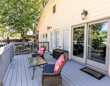 1084 Sanders Avenue Se - Photo Thumbnail 26