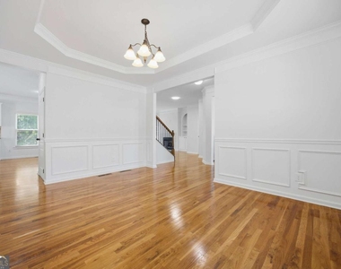 455 Park Place Court - Photo Thumbnail 7