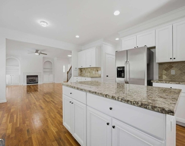 455 Park Place Court - Photo Thumbnail 14