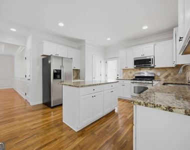 455 Park Place Court - Photo Thumbnail 13