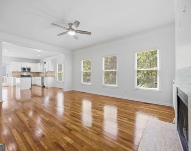455 Park Place Court - Photo Thumbnail 8