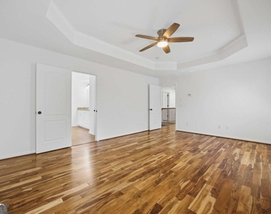 455 Park Place Court - Photo Thumbnail 18