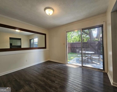 1192 Ashborough Drive Se - Photo Thumbnail 14