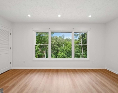 5132 Willow Point Parkway - Photo Thumbnail 26