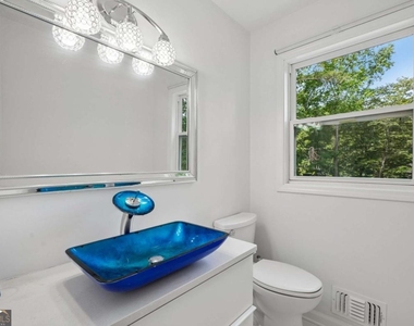 5132 Willow Point Parkway - Photo Thumbnail 14