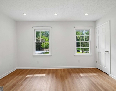 5132 Willow Point Parkway - Photo Thumbnail 31