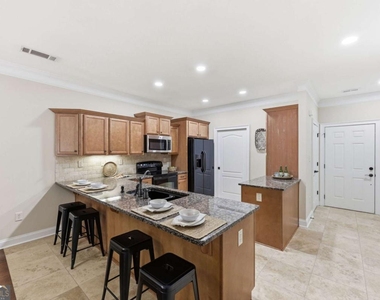 2826 Fox Wood Lane - Photo Thumbnail 13