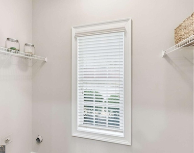 2826 Fox Wood Lane - Photo Thumbnail 29