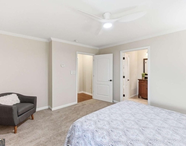 2826 Fox Wood Lane - Photo Thumbnail 27
