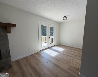1730 Bullock Drive - Photo Thumbnail 3