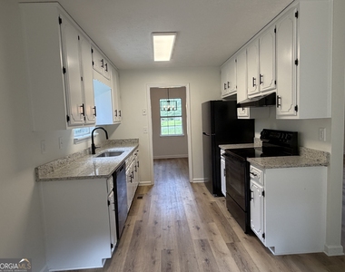 1730 Bullock Drive - Photo Thumbnail 2