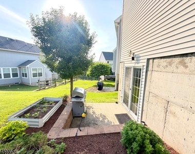 162 Sowers Dr - Photo Thumbnail 35