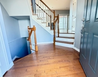 162 Sowers Dr - Photo Thumbnail 2